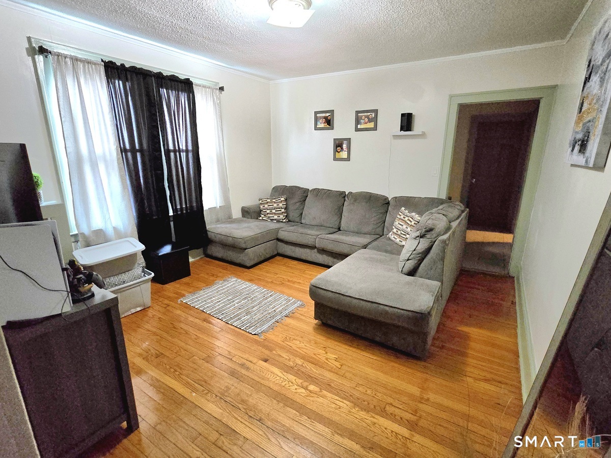 210 Hillside Avenue Hartford CT 06106