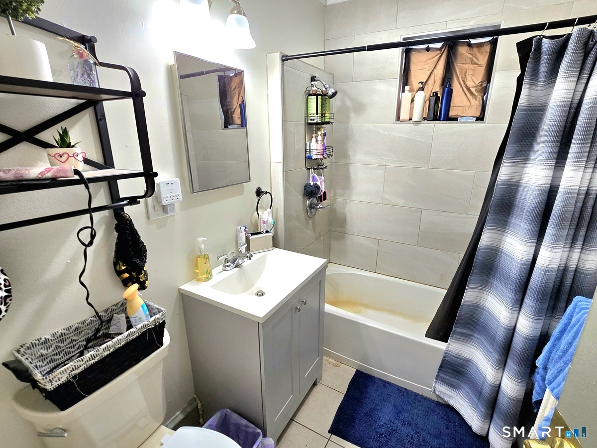 210 Hillside Avenue Hartford CT 06106