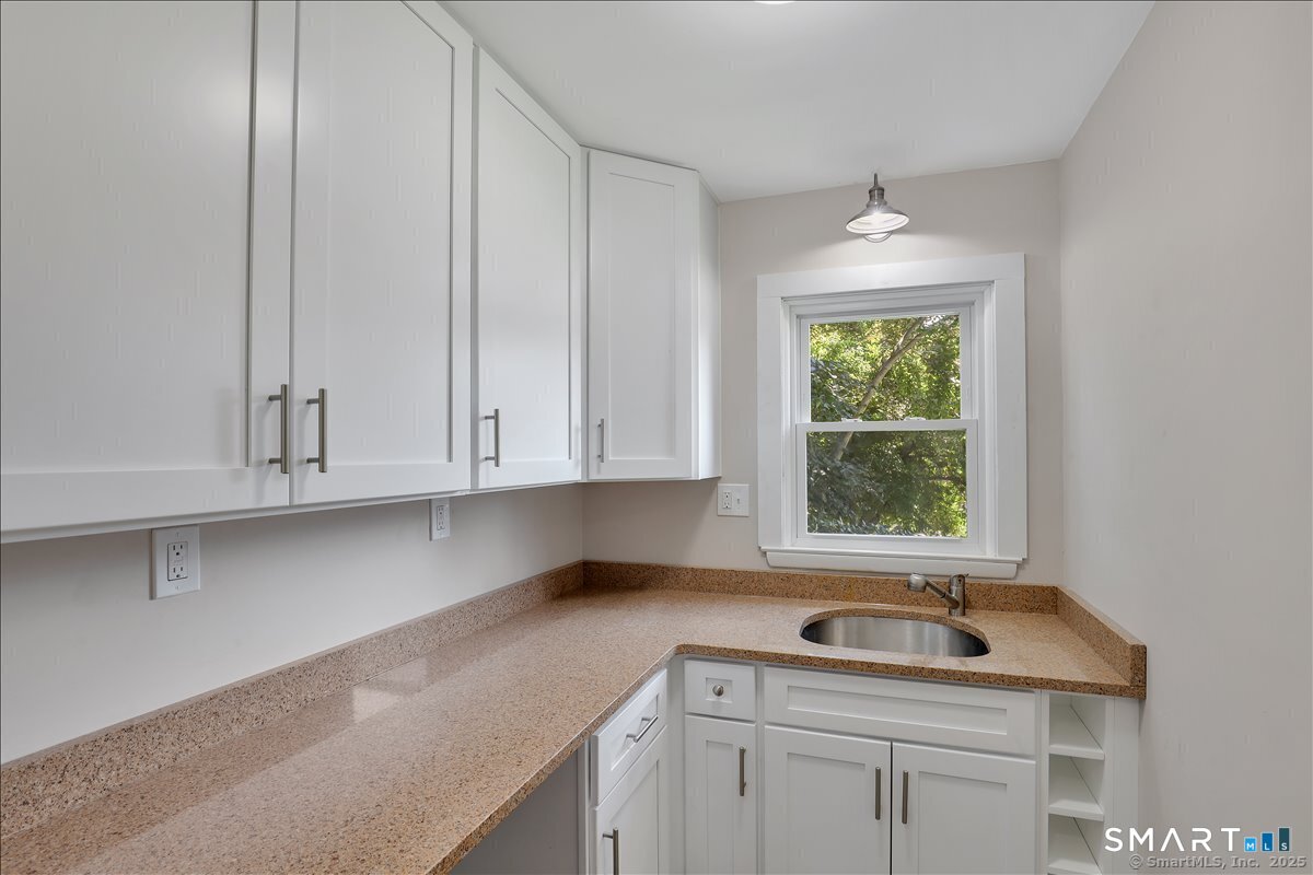 94 Bassett Street New Britain CT 06051