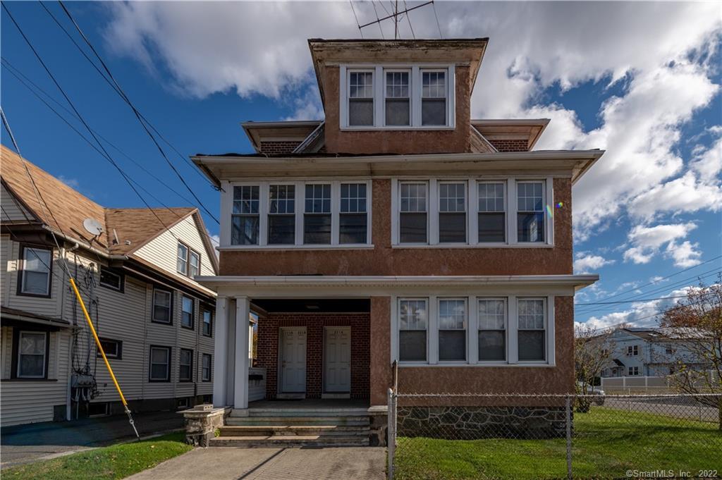 2216 East Main Street Bridgeport CT 06610