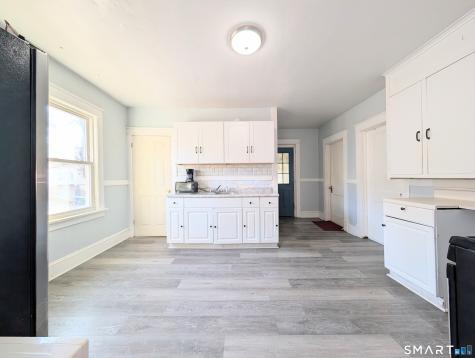 905 Cooke Street Waterbury CT 06704