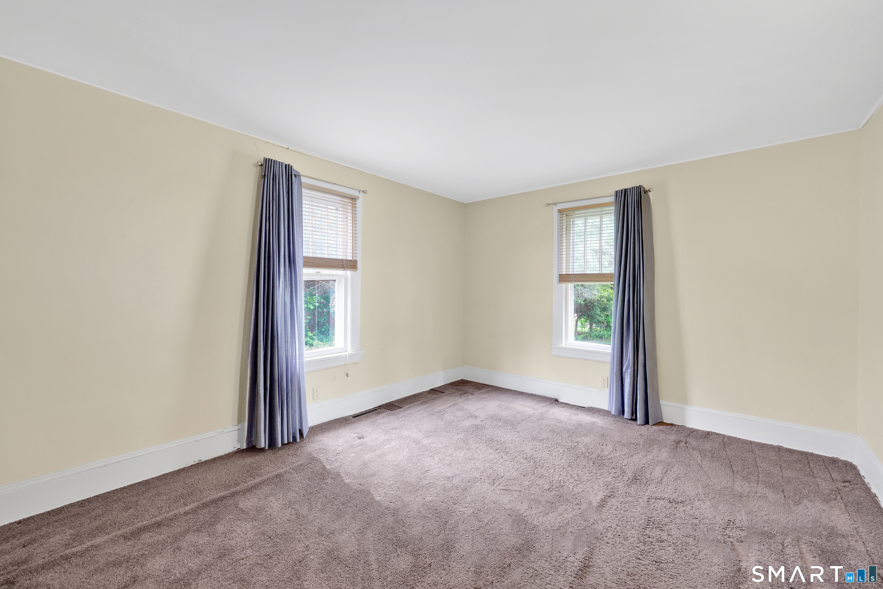 2 Woodward Avenue Enfield CT 06082