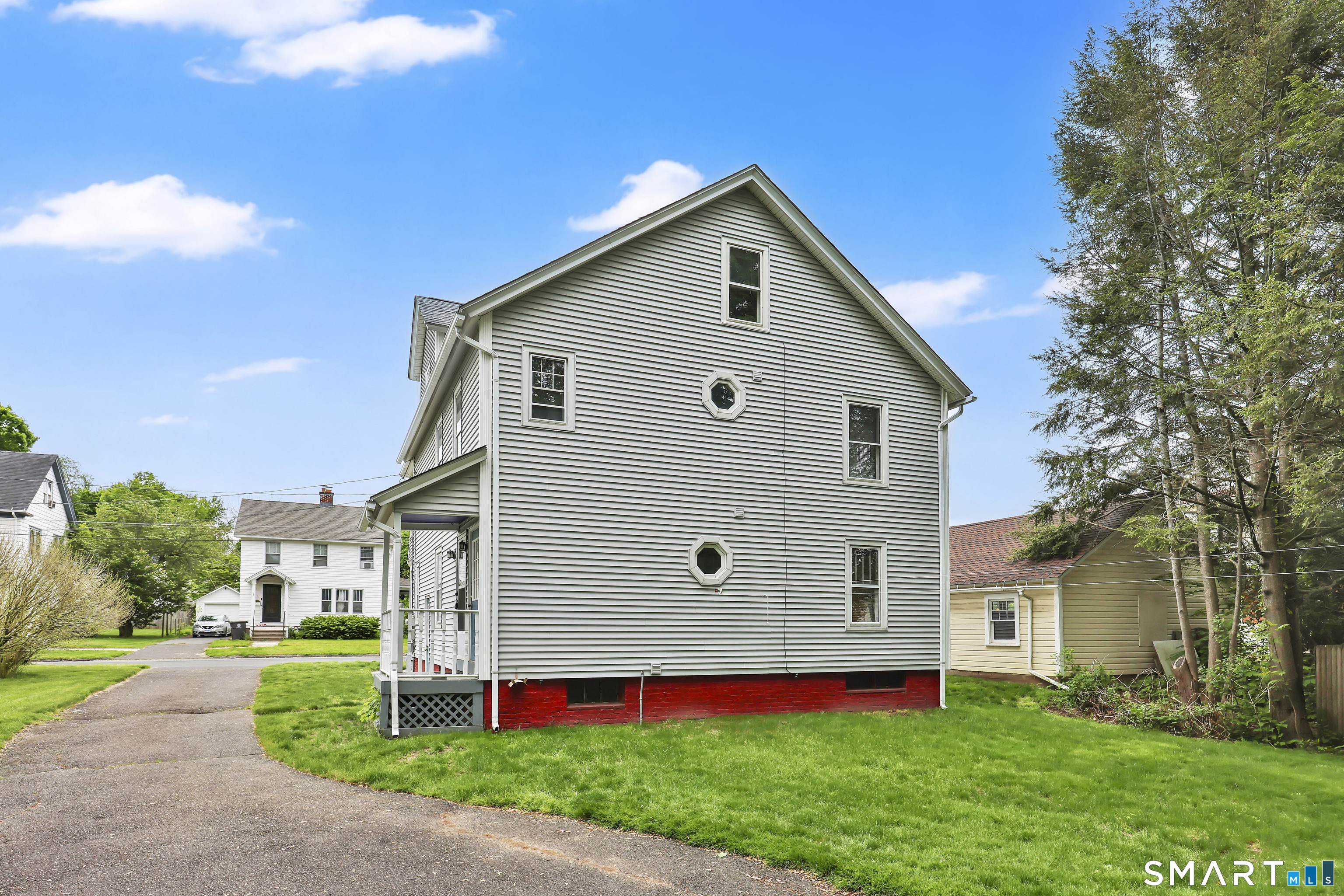 2 Woodward Avenue Enfield CT 06082