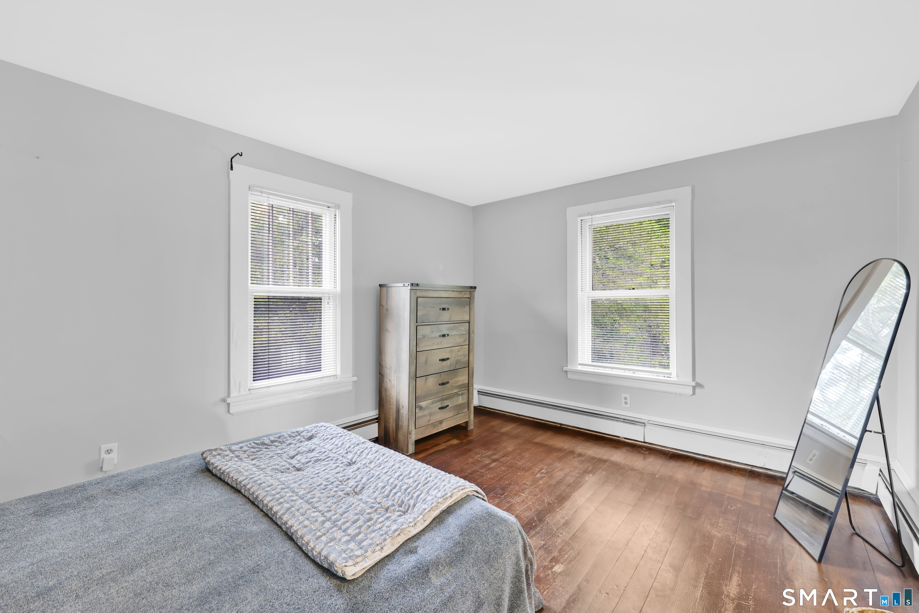 2 Woodward Avenue Enfield CT 06082