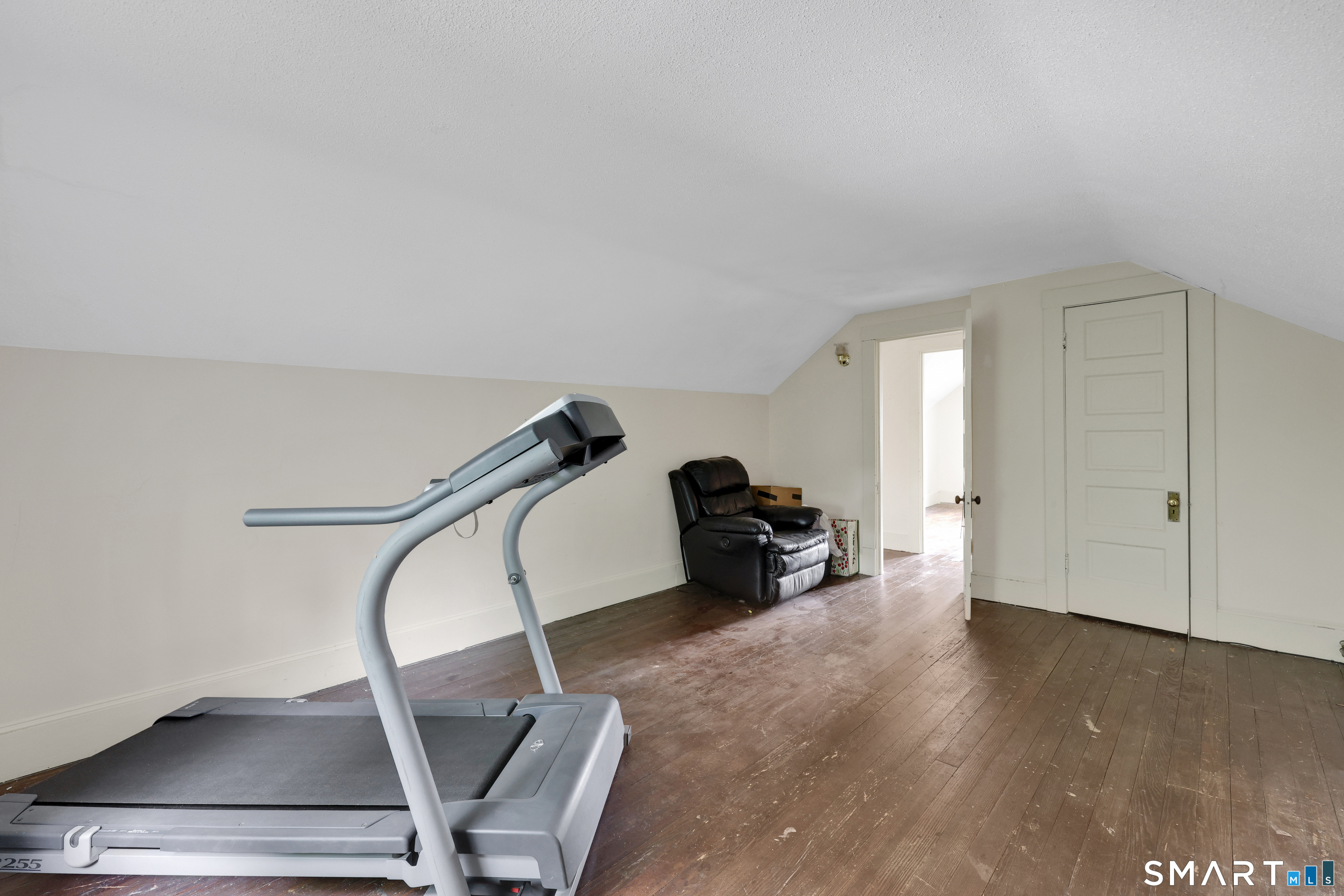 2 Woodward Avenue Enfield CT 06082