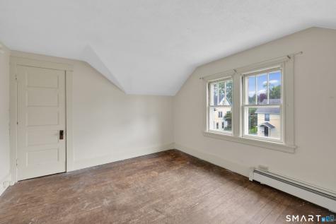 2 Woodward Avenue Enfield CT 06082