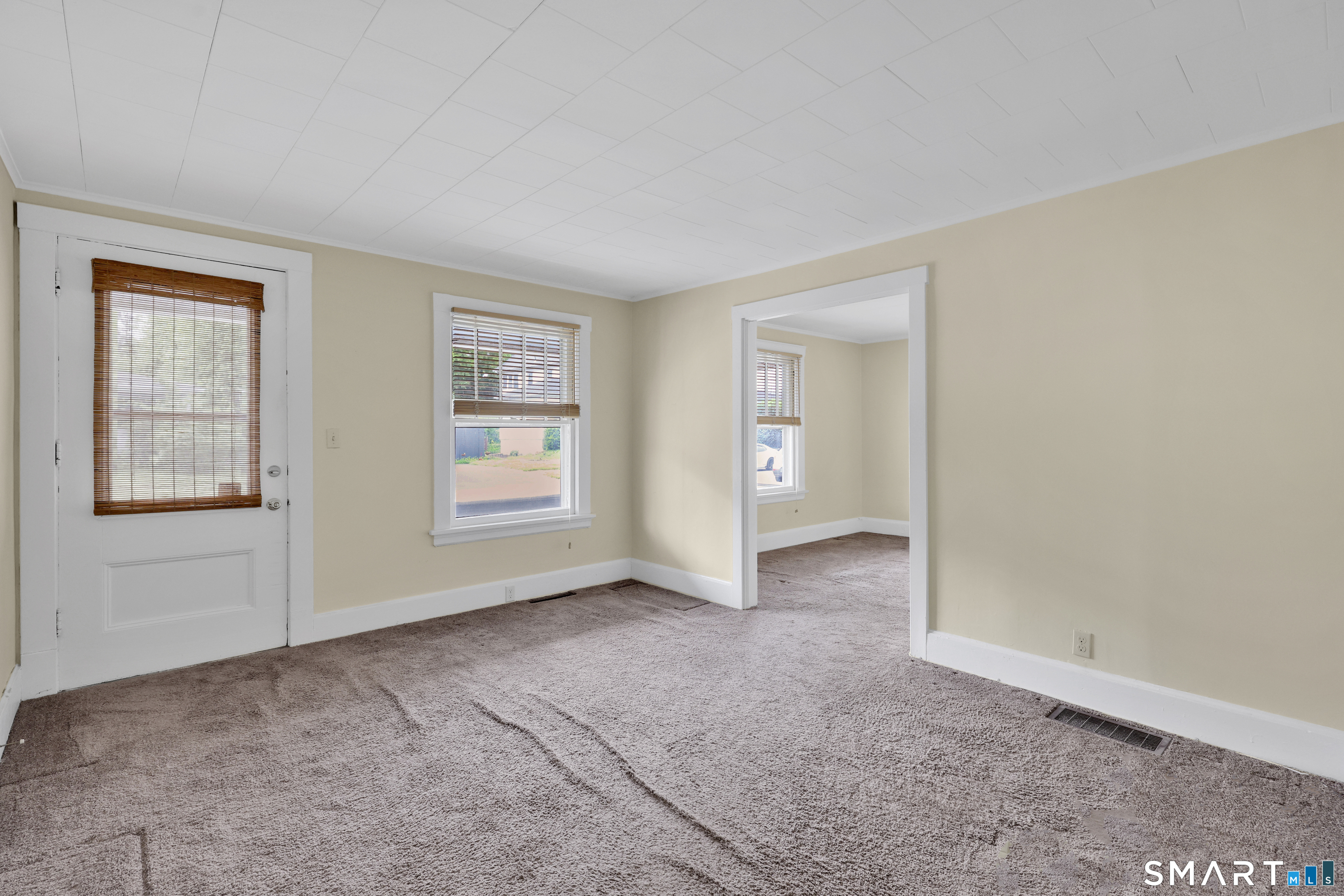 2 Woodward Avenue Enfield CT 06082