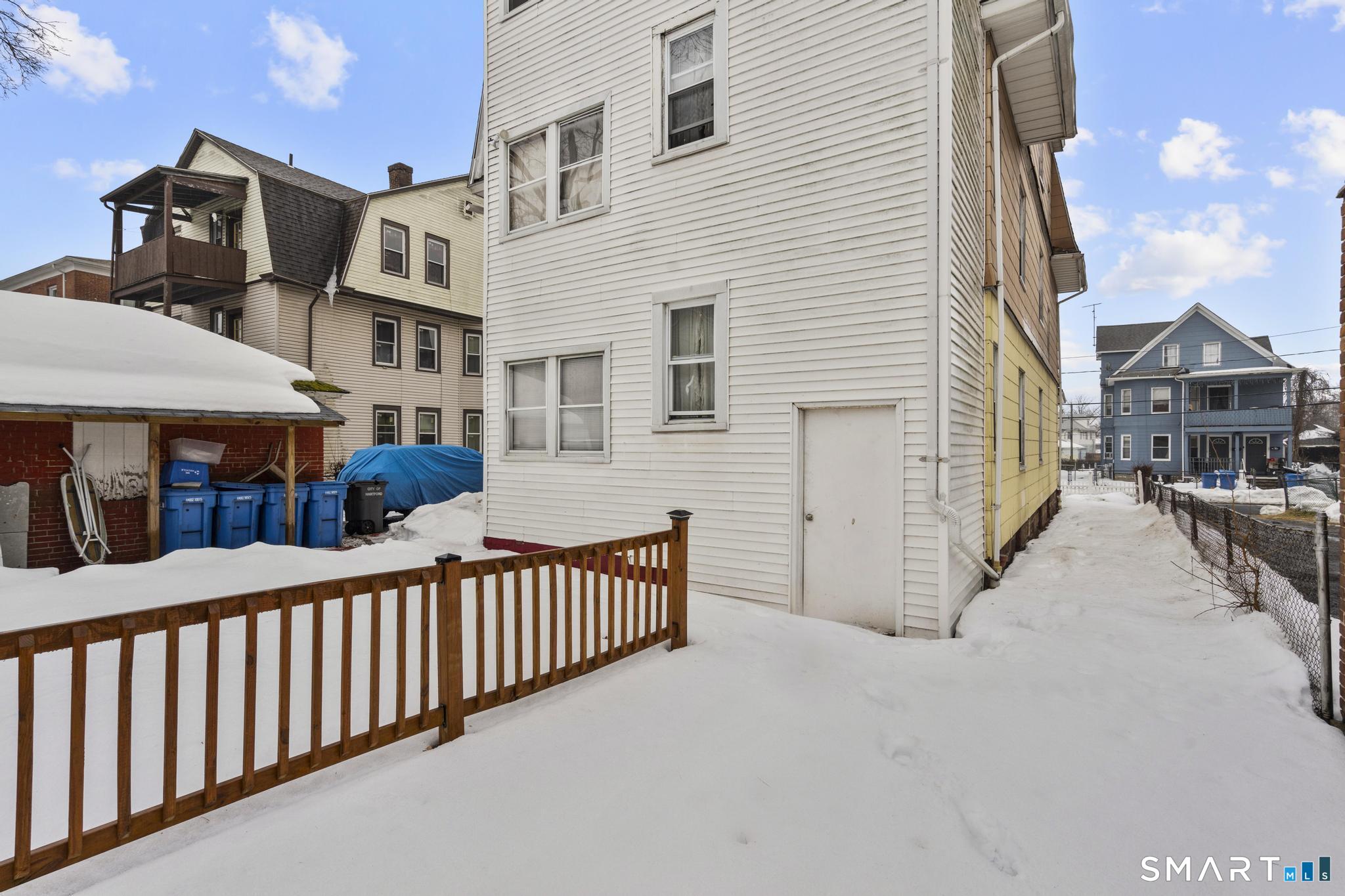 148 Kent Street Hartford CT 06112