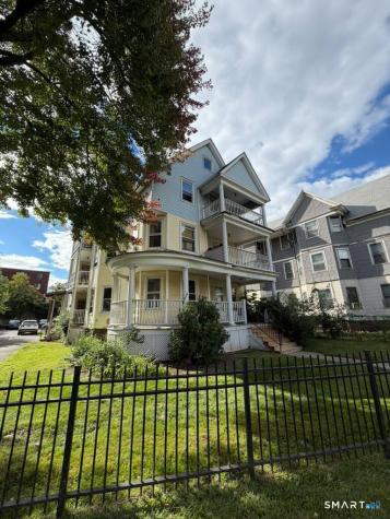511 Maple Avenue Hartford CT 06114