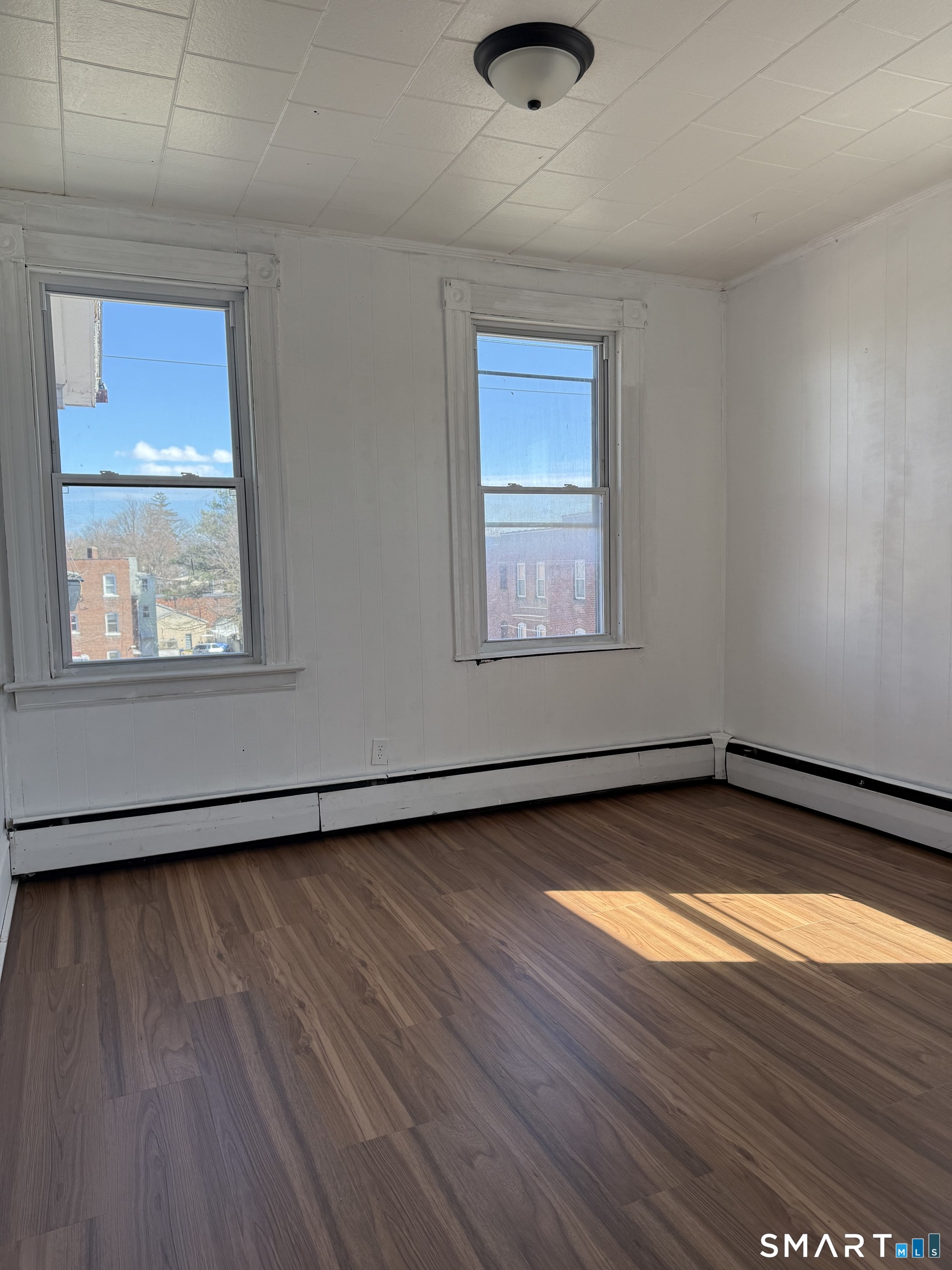 198 Oak Street New Britain CT 06051