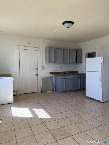 198 Oak Street New Britain CT 06051