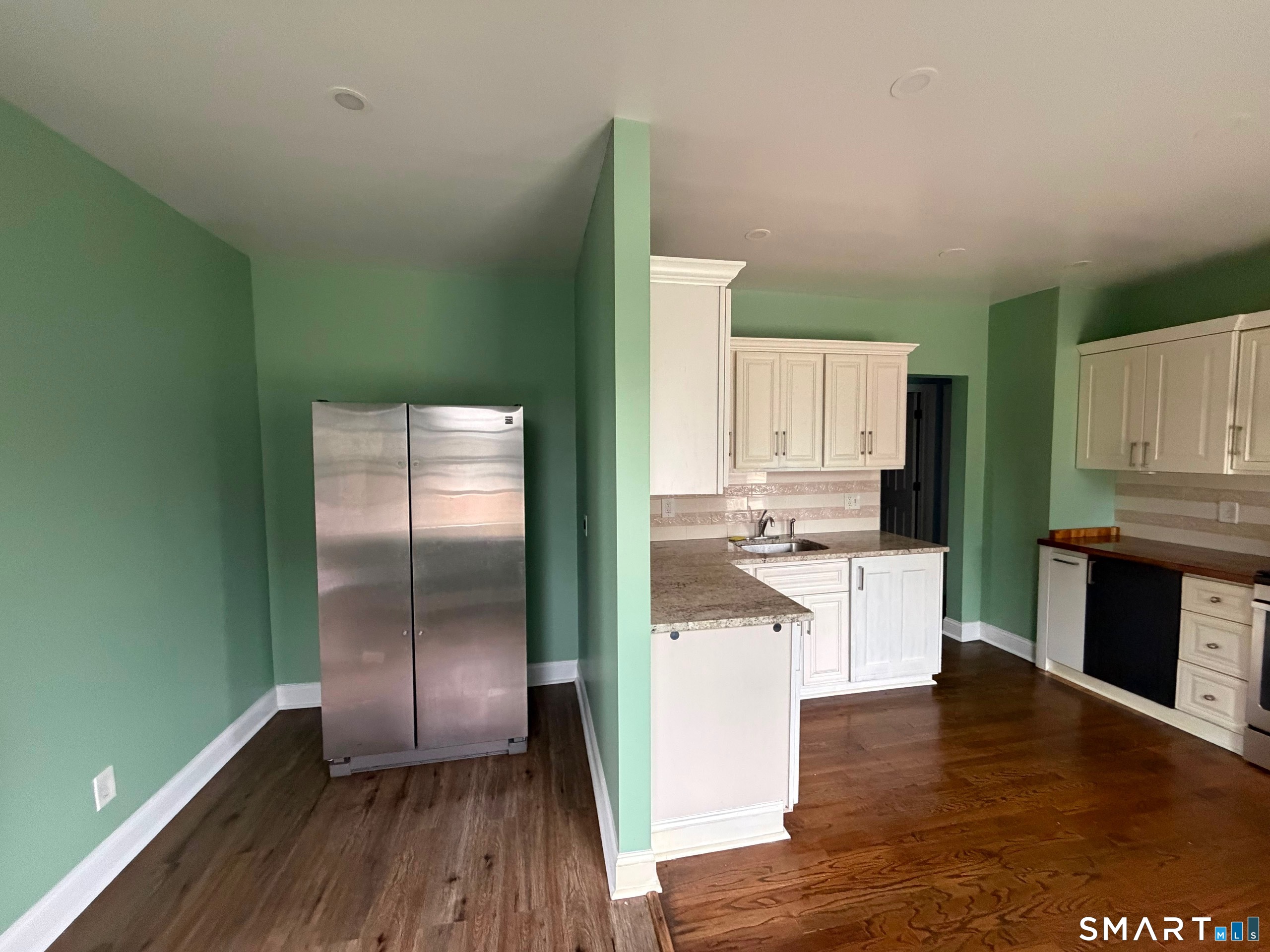 16 Charron Street Bridgeport CT 06606