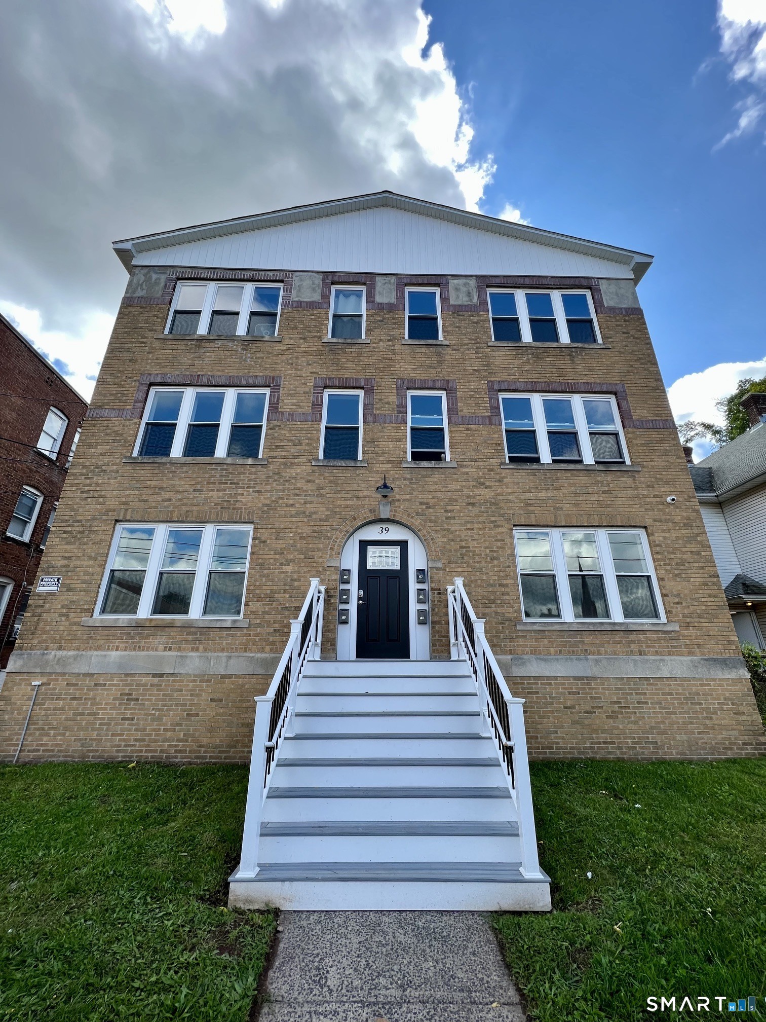 39 South Whiting Street New Britain CT 06051