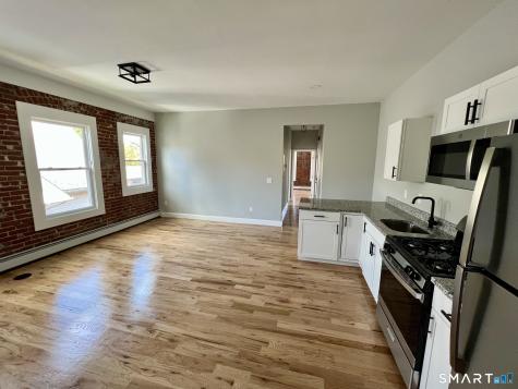 39 South Whiting Street New Britain CT 06051