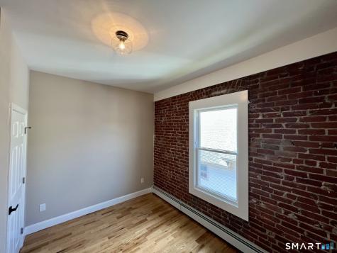 39 South Whiting Street New Britain CT 06051