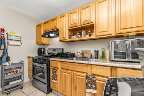 242 Pearl Harbor Street Bridgeport CT 06610