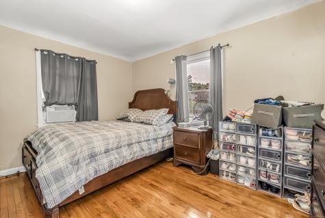 242 Pearl Harbor Street Bridgeport CT 06610