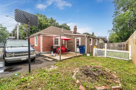242 Pearl Harbor Street Bridgeport CT 06610