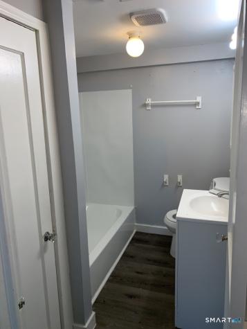 1-5 Taftville Occum Road Norwich CT 06360