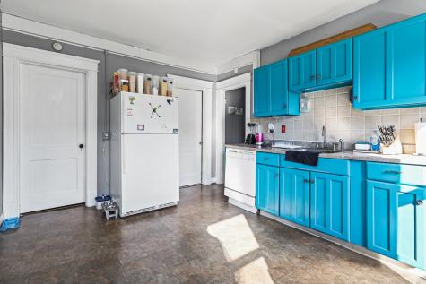 62 Poplar Street Waterbury CT 06708