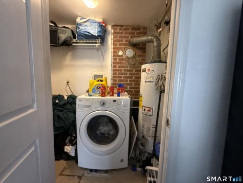 27-29 Mclaughlin Terrace Derby CT 06418