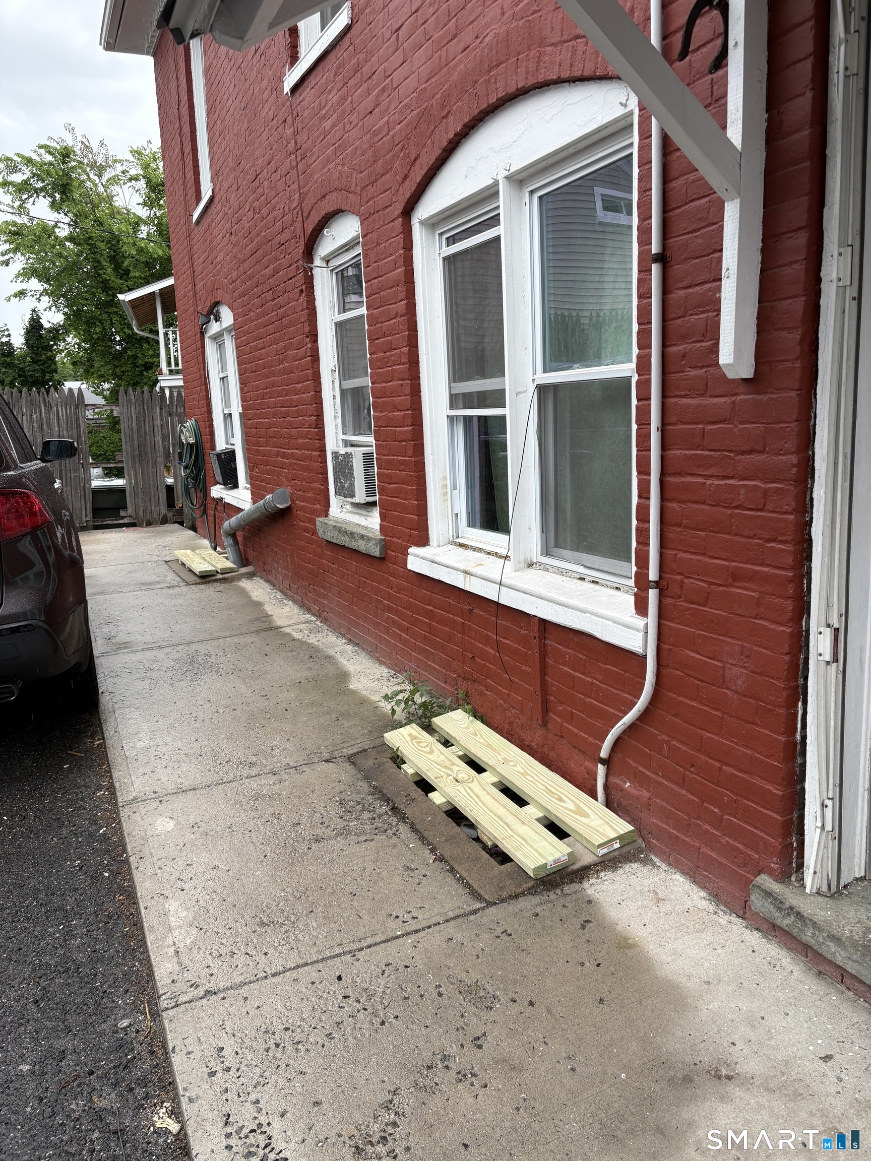 35-37 Osborne Street Danbury CT 06810