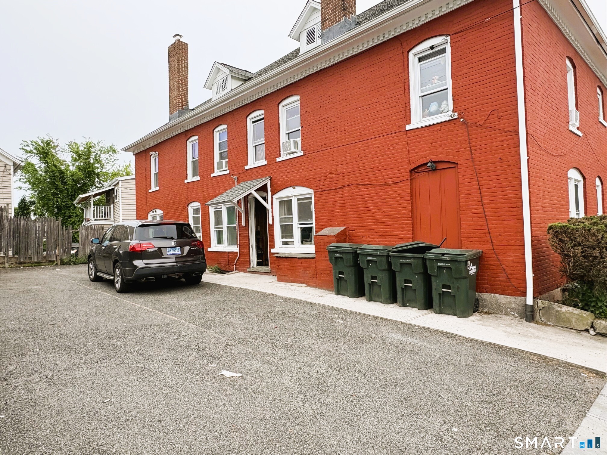 35-37 Osborne Street Danbury CT 06810