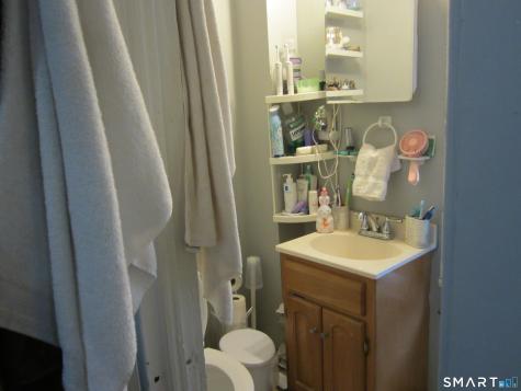 15 Mallory Street Danbury CT 06810