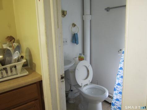 15 Mallory Street Danbury CT 06810
