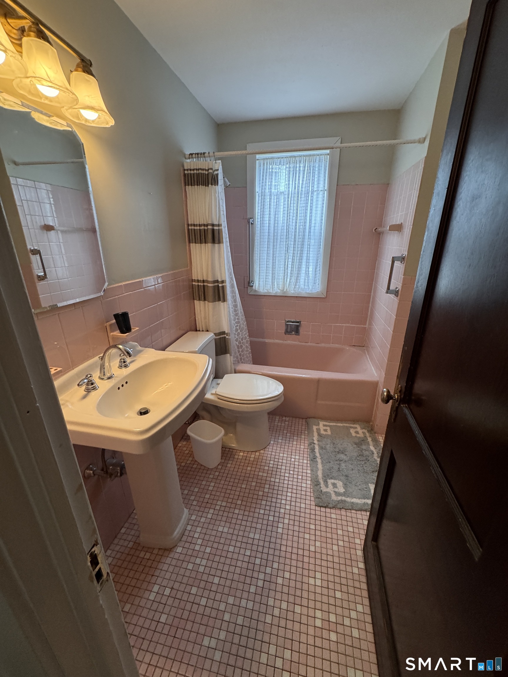 25-27 Griswold Street Hartford CT 06114