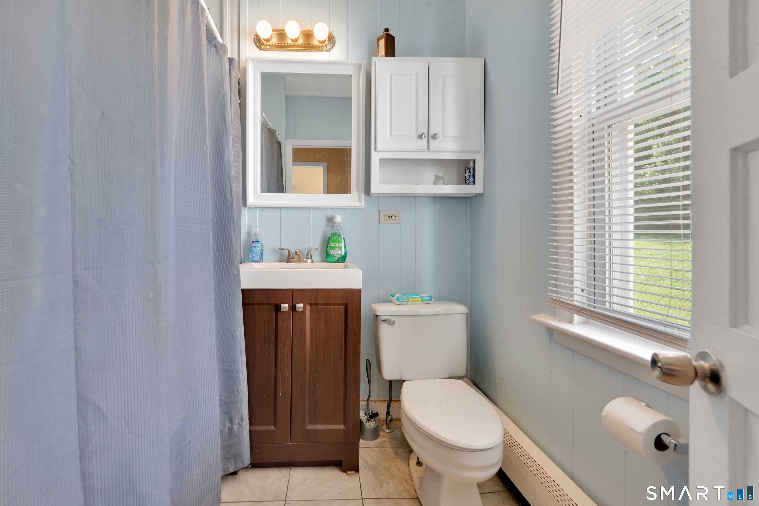 14 White Oak Avenue Plainville CT 06062