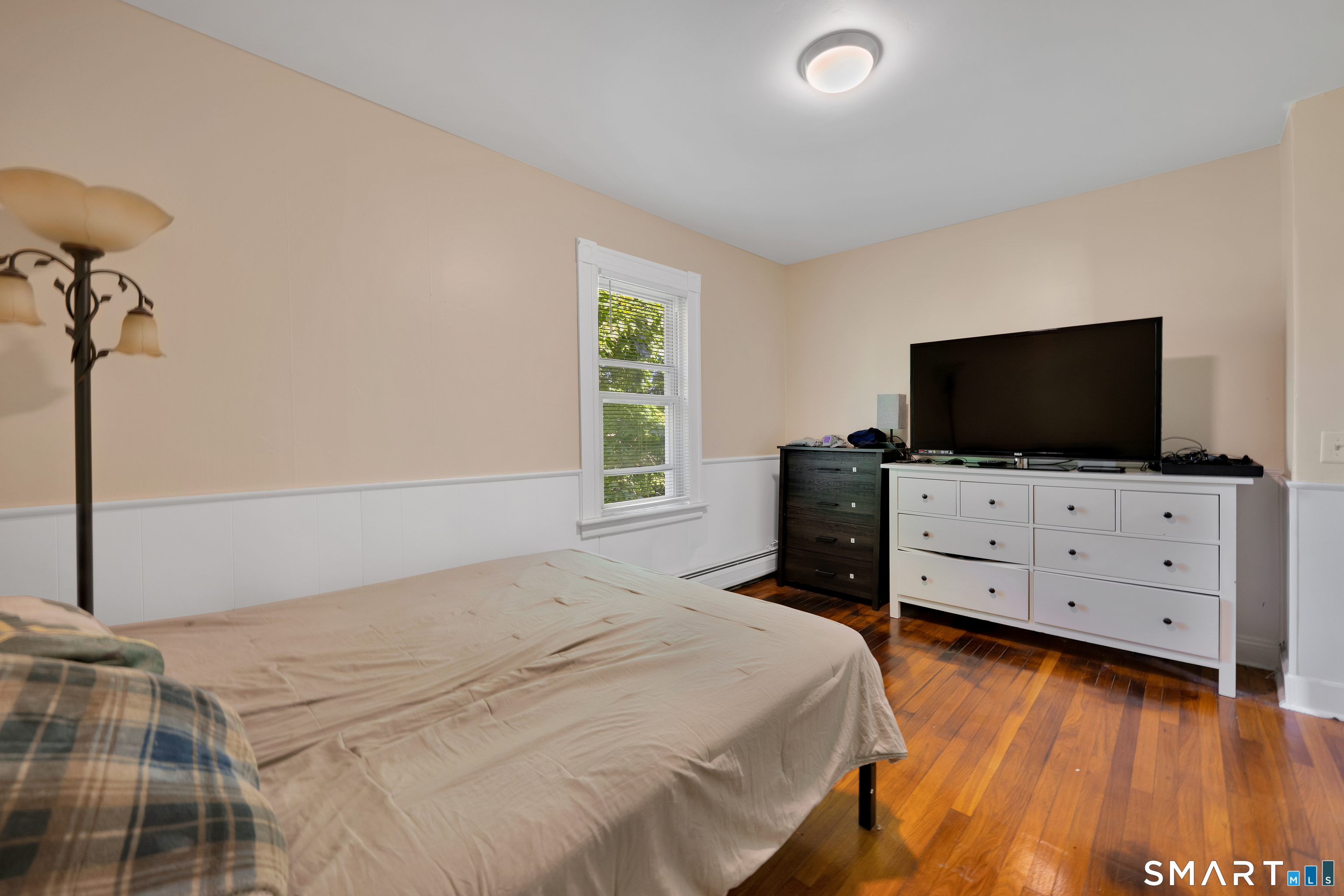 14 White Oak Avenue Plainville CT 06062