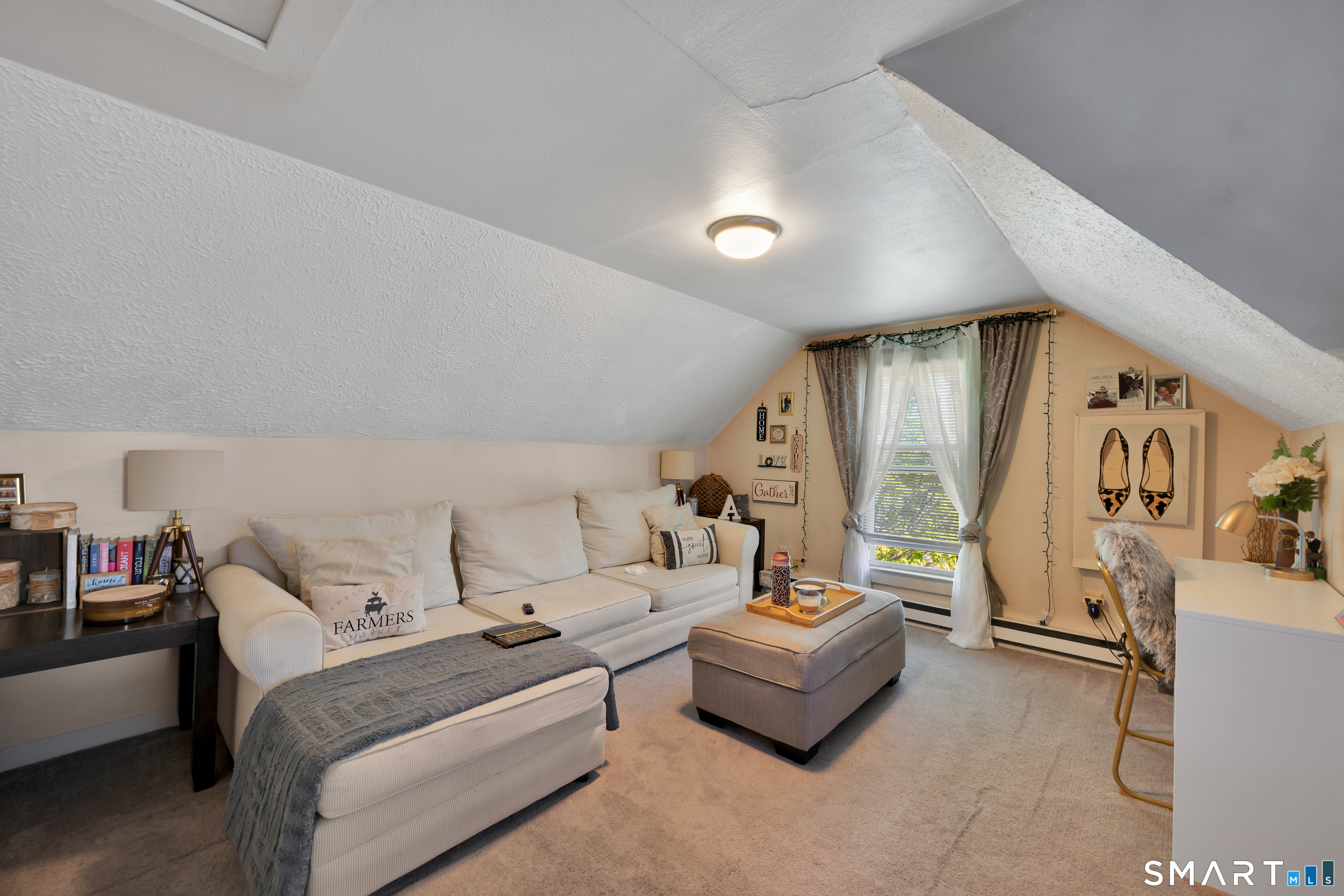 14 White Oak Avenue Plainville CT 06062