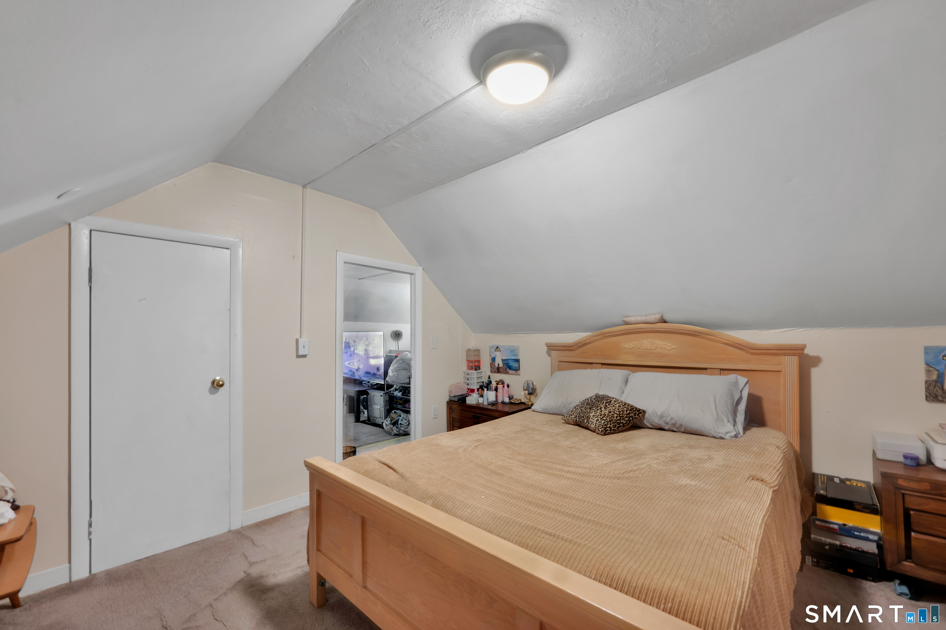 14 White Oak Avenue Plainville CT 06062