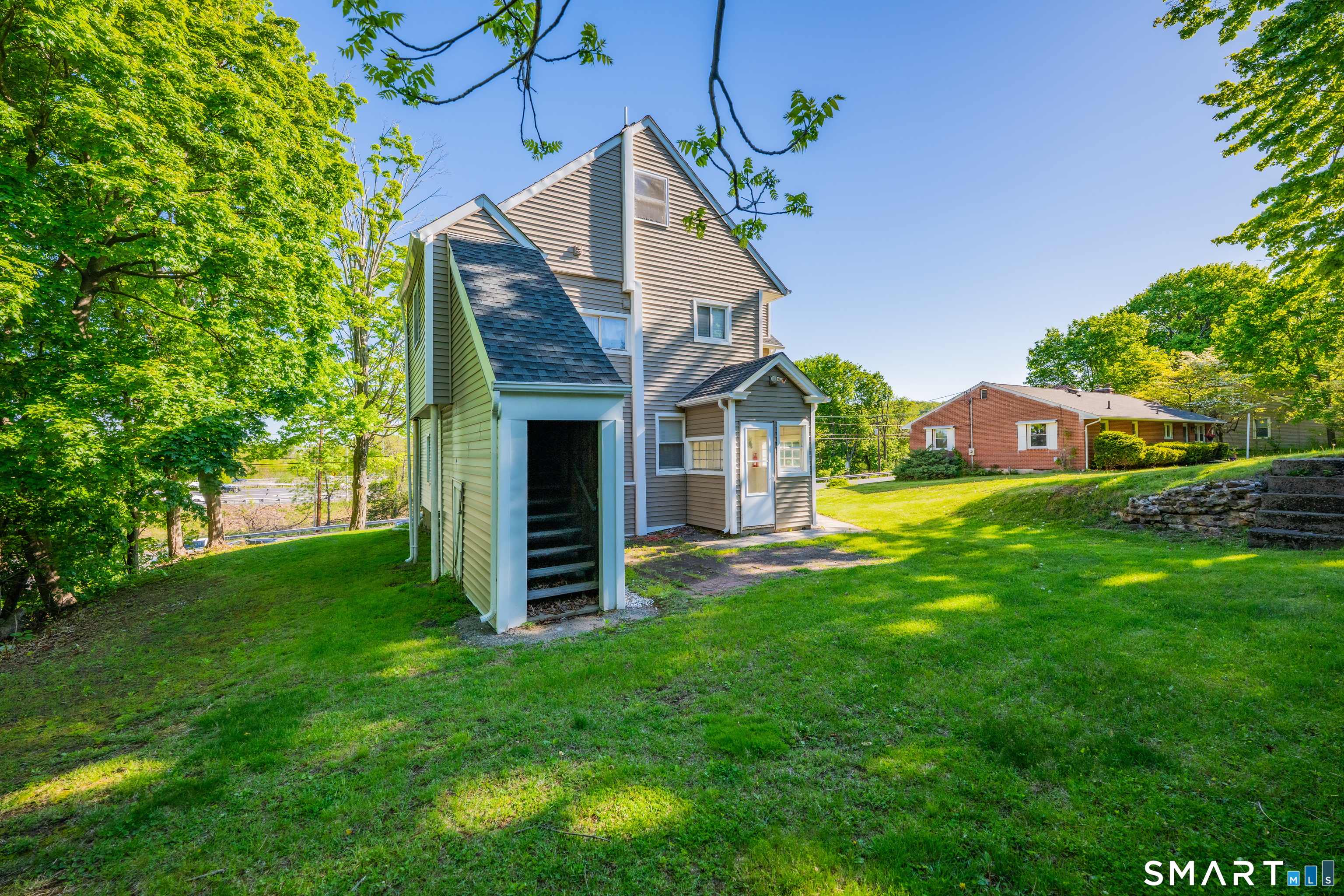 14 White Oak Avenue Plainville CT 06062