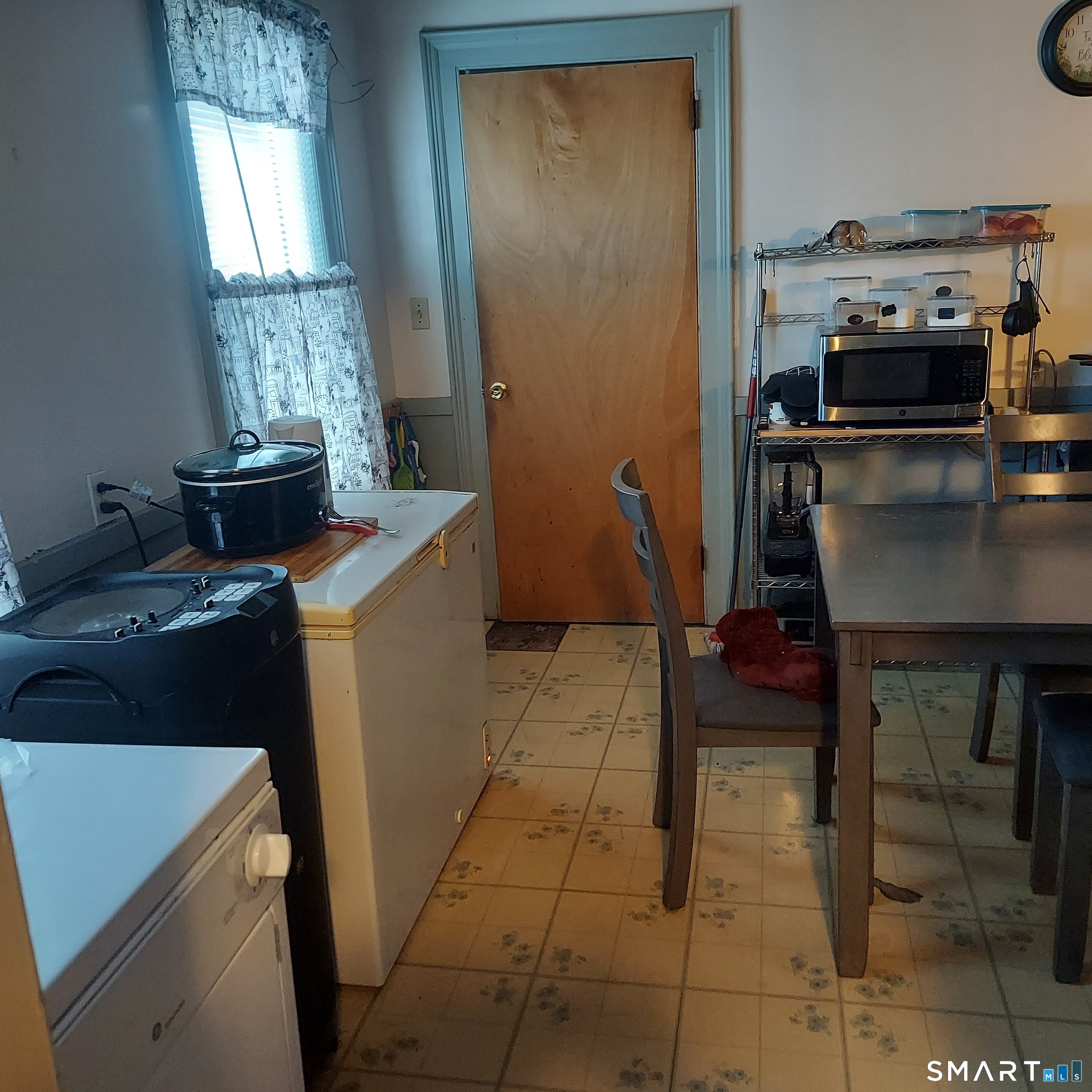 58-60 Benton Street Hartford CT 06114