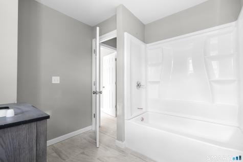 15 Colby Court New Haven CT 06515