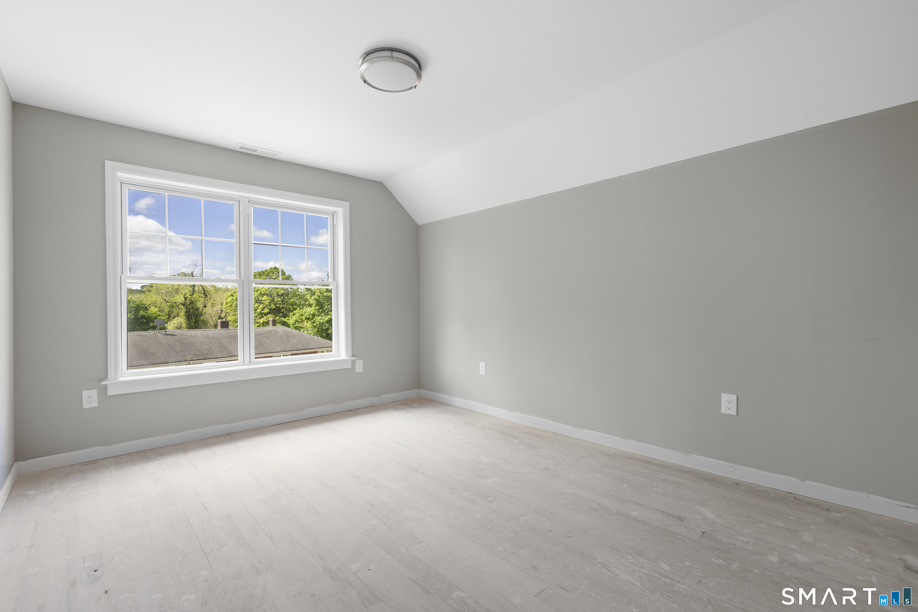 15 Colby Court New Haven CT 06515