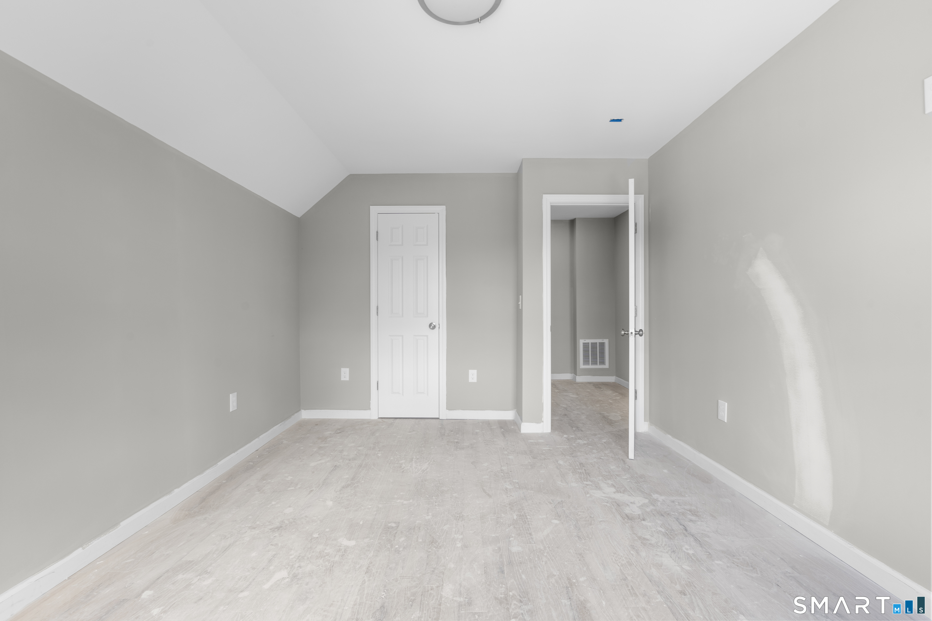 15 Colby Court New Haven CT 06515