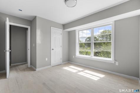 15 Colby Court New Haven CT 06515