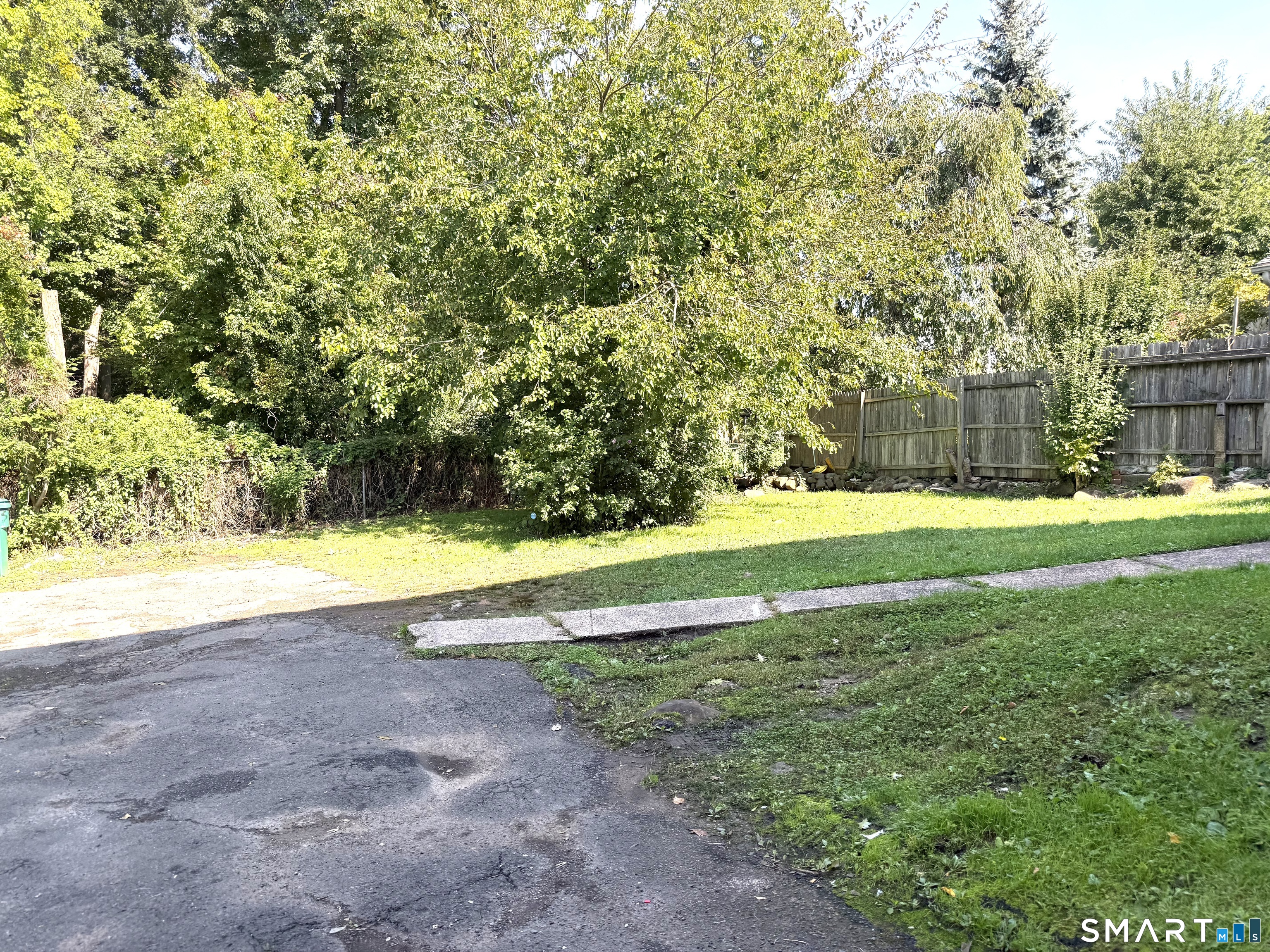 77 Yates Street West Haven CT 06516