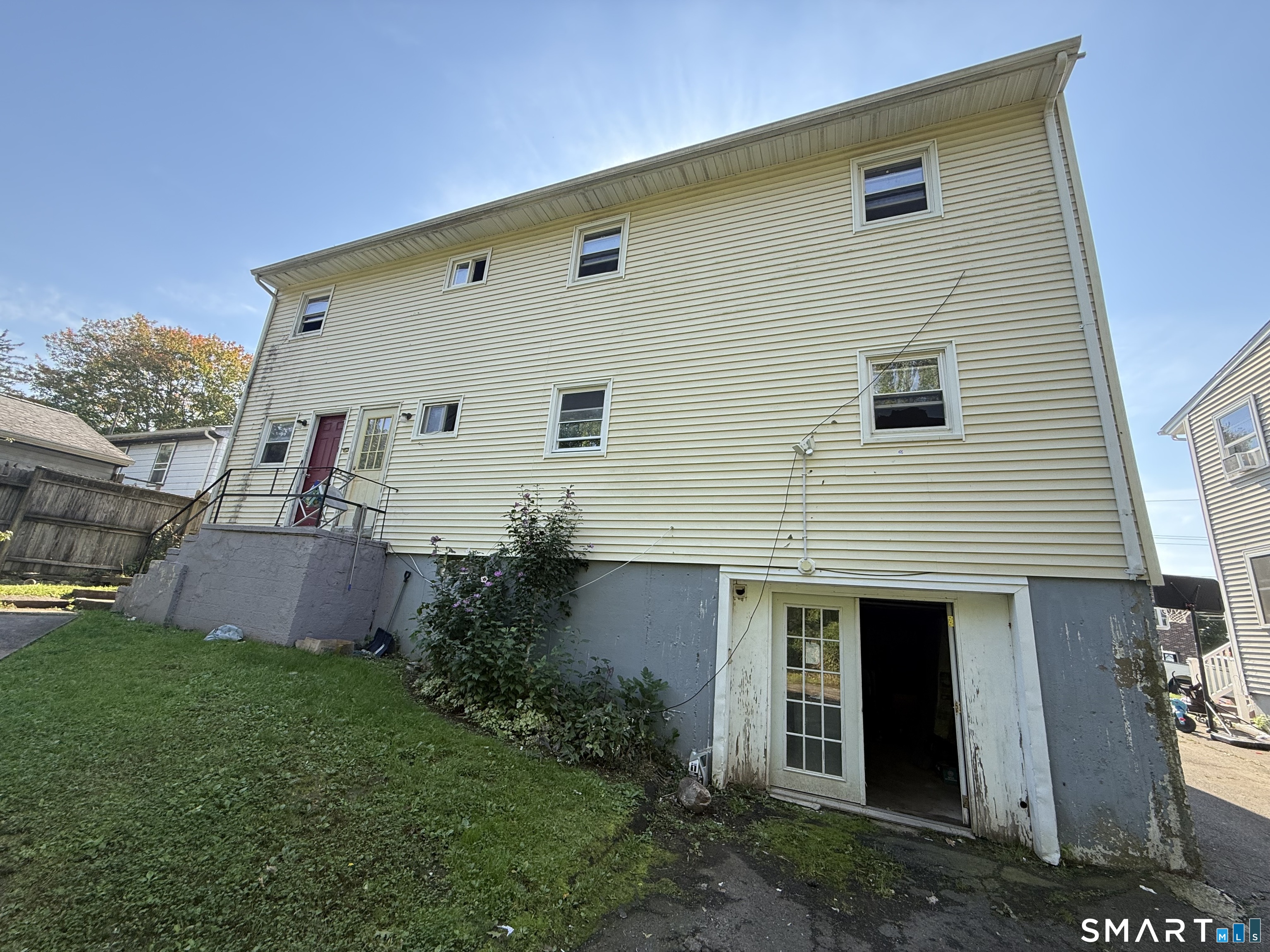 77 Yates Street West Haven CT 06516