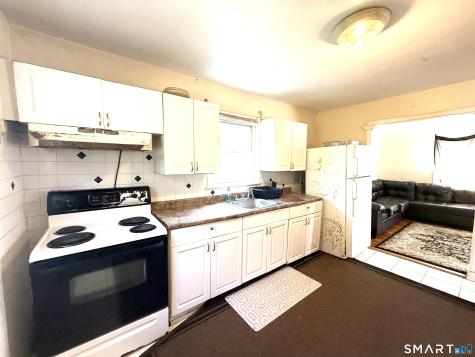 77 Yates Street West Haven CT 06516