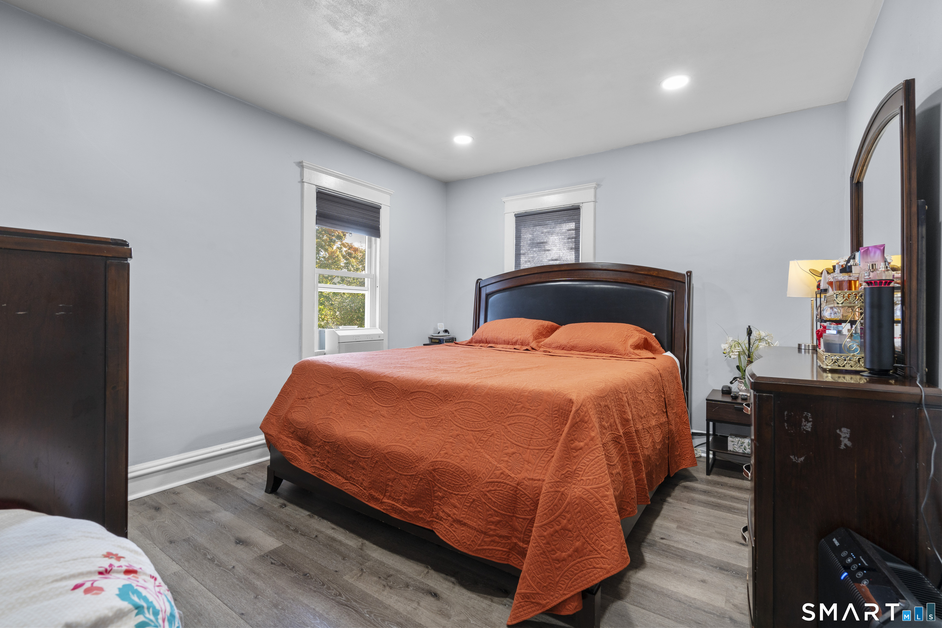 48 Smith Street West Haven CT 06516