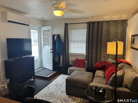 15 Brickyard Road Clinton CT 06413