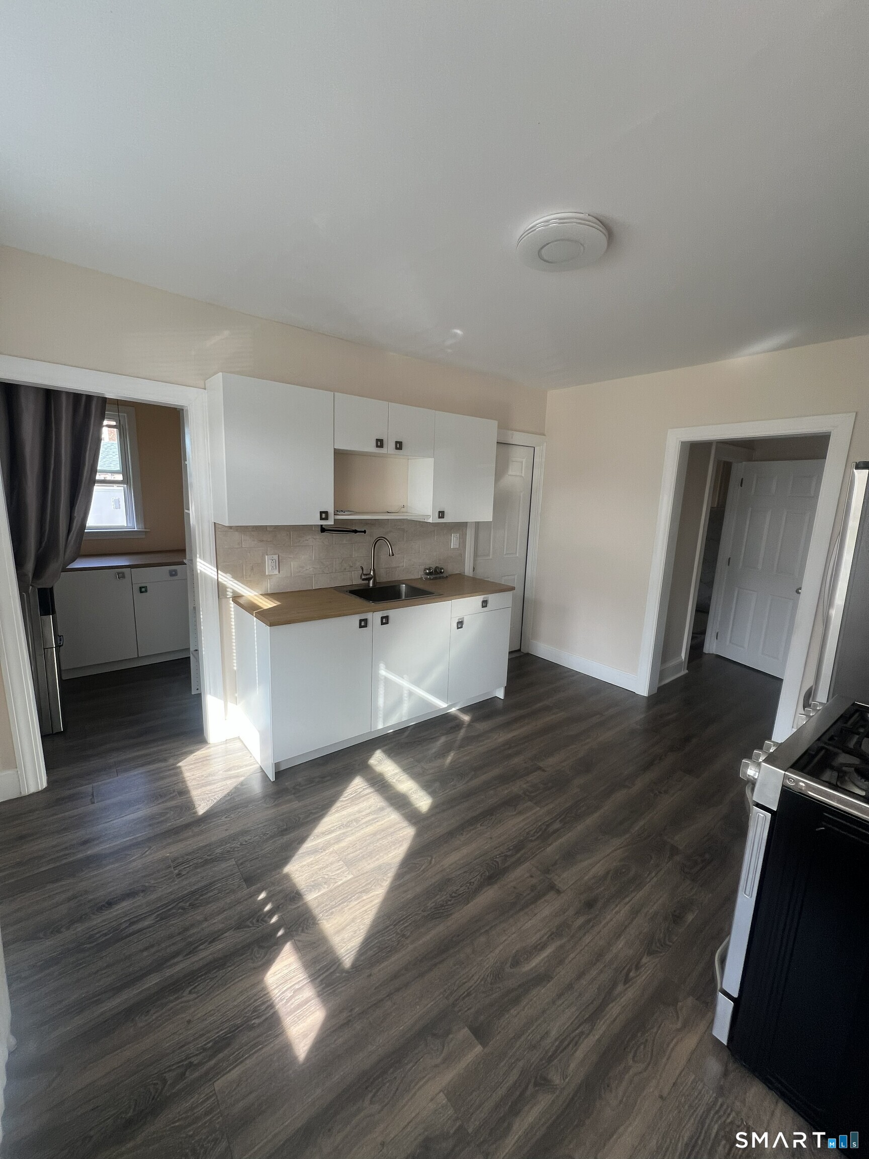 175 Shuttle Meadow Avenue New Britain CT 06052