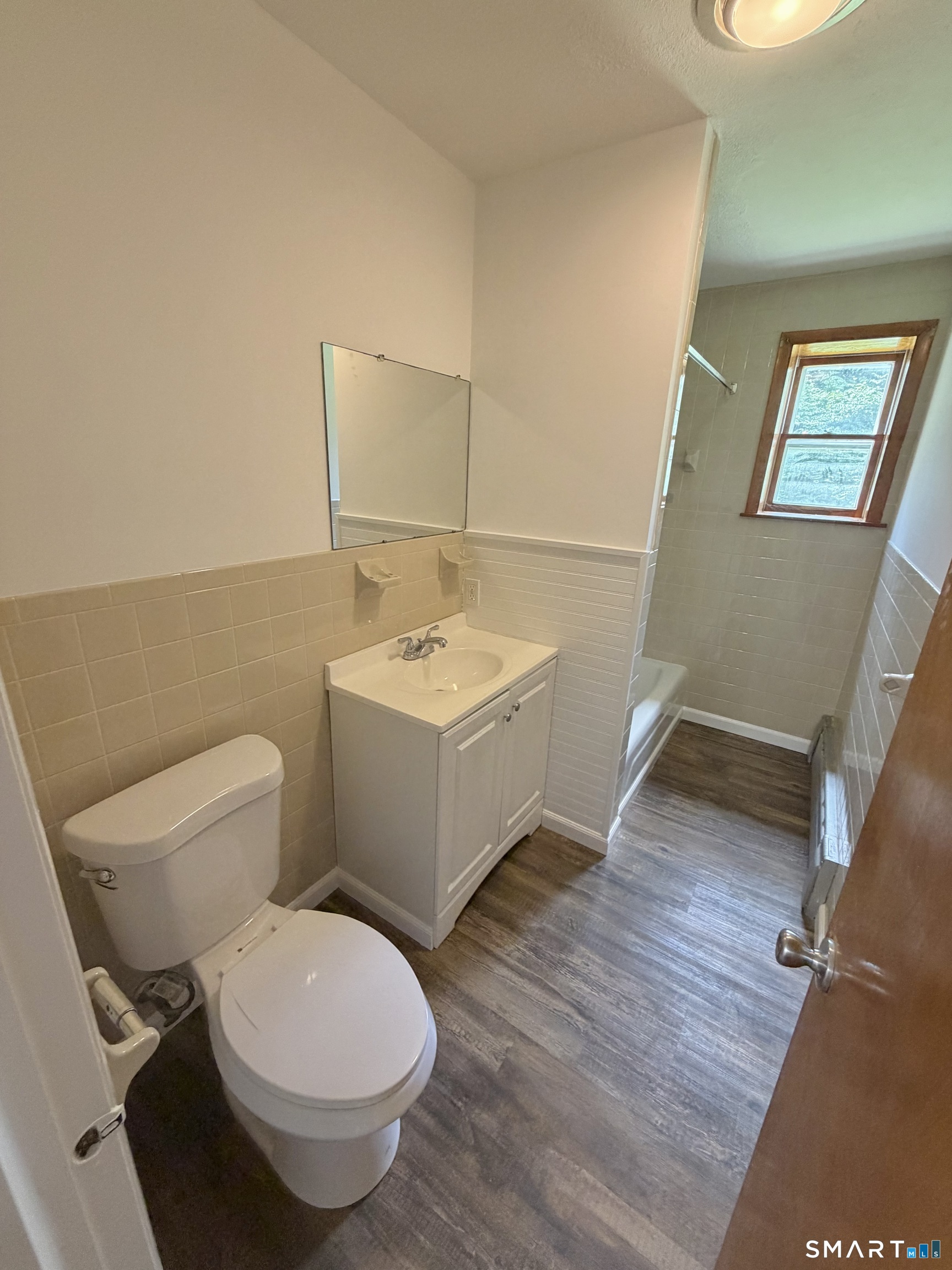 348 Oak Street Waterbury CT 06705