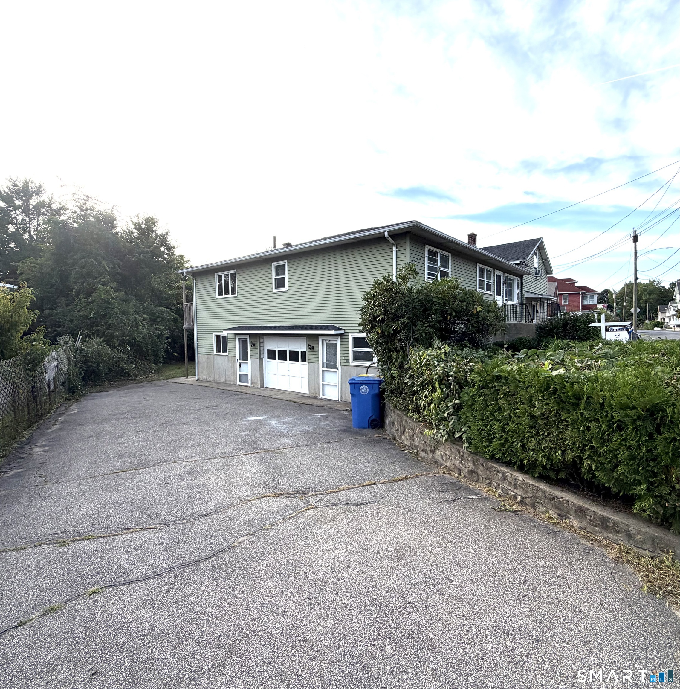 348 Oak Street Waterbury CT 06705