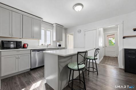 219 Pearl Street Middletown CT 06457