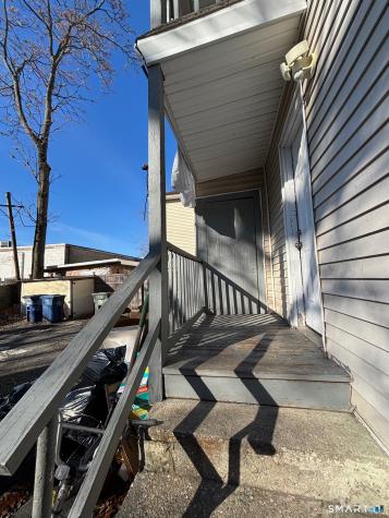 203 Lenox Avenue Bridgeport CT 06605